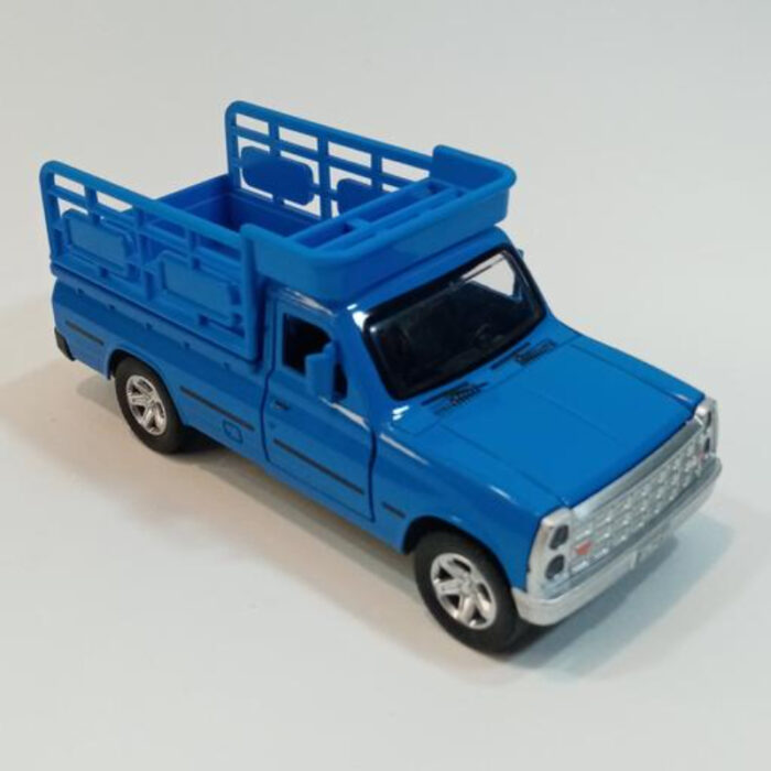 1:32 Dynamic Transporter Die-Cast Classic Pickup Truck - Image 8